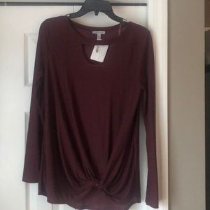 Front twist burgundy long sleeve shirt